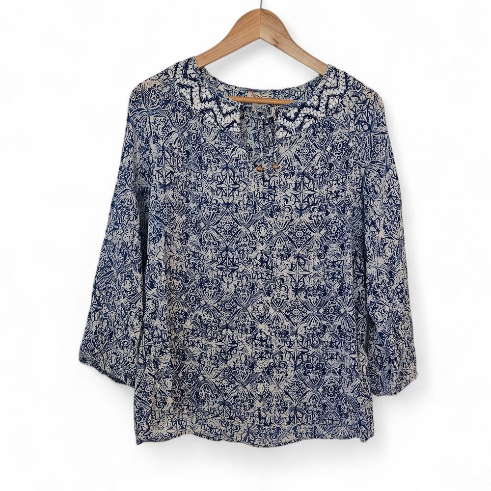 Lucky Brand Womens Blue Cotton Boho Peasant Top Sz L Embroidered Neckline Beachy
